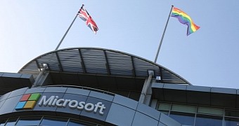 Microsoft says cloud products performed strongly during the quarter