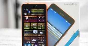 TL;DR: Microsoft remains committed to Windows phones