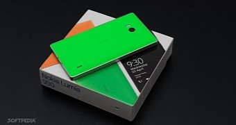Lumia Icon is nearly identical to the Lumia 930 pictured here