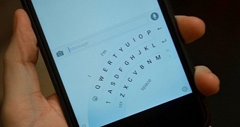 This is what the new one-hand typing mode of WordFlow on iPhone might look like