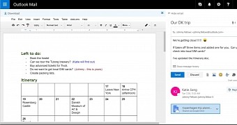 Google document and email running side by side