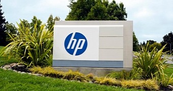 Hp says its server business took a big hit