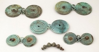 Bronze brooches