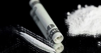 Woman buys cocaine for her daughter