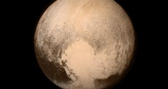 New Horizons Sees Budding Mountain Range on Dwarf Planet Pluto