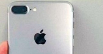 Photo showing the upcoming iPhone 7