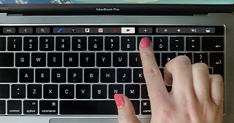 Opera integration into MacBook's Touch Bar