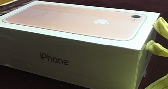 Alleged iPhone 7 boxes
