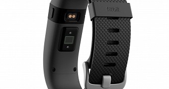 Fitbit Surge has a dedicated heart rate sensor