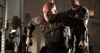Being paralyzed since 2010 Mark Pollock can move again