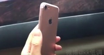 Alleged Rose Gold iPhone 7