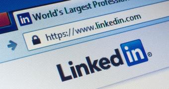 Russian Hackers Disguised as LinkedIn Networkers Spreading Malware