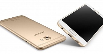 Galaxy C5 Pro in gold