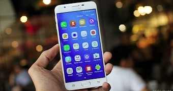 Leaked image of Galaxy J7 Prime