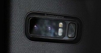 The dual-camera setup of the new Note 8