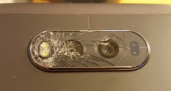 Broken camera glass on a V20