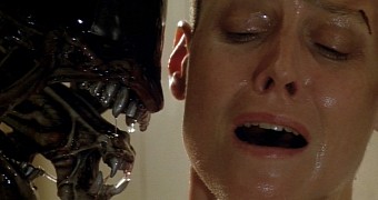 Sigourney Weaver Hated “Alien vs. Predator”