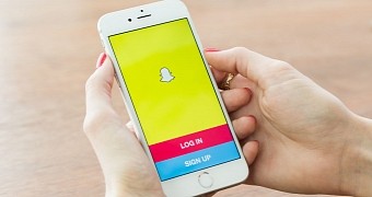Snapchat loading screen on iOS - a  thing WP users are unlikely to see anytime soon