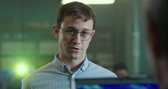 Joseph Gordon-Levitt as Edward Snowden in Oliver Stone's "Snowden" movie