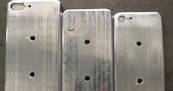 Alleged molds for iPhone 8, iPhone 7s and iPhone 7s Plus