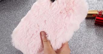 Fluffy case to keep your iPhone X warm