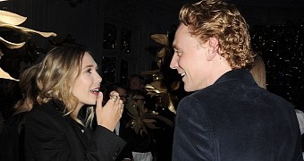 Tom Hiddleston Spotted in London with Girlfriend Elizabeth Olsen - Photo