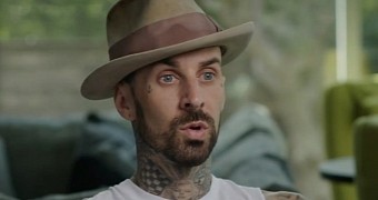 Travis Barker talks about the 2008 plane crash that nearly took his life