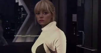Emma Stone in fake trailer for “Spider-Gwen”