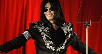 Michael Jackson announces his London O2 Arena comeback tour, "This Is It"
