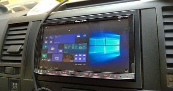 Windows 10 Mobile on in-car display