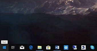 A Start tooltip shows up when hovering the Start menu