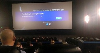 Windows Laptop Used for Playback at Cinema, Almost Runs Out of Battery