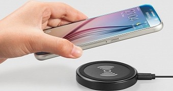 Samsung is already offering wireless charging on its top devices
