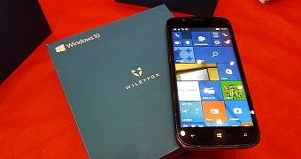 Willeyfox Pro with Windows 10 Mobile