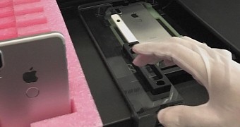 Fingerprint reader on the back of alleged iPhone