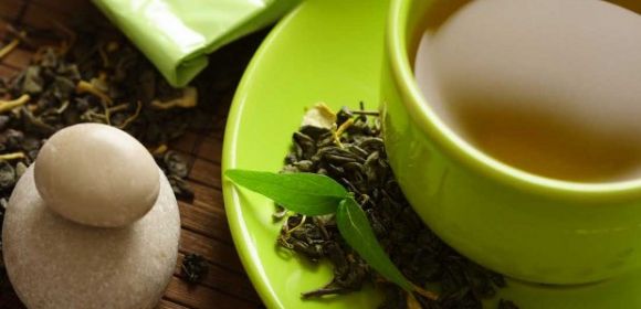 16-Year-Old Girl Gets Hepatitis from Drinking Too Much Green Tea