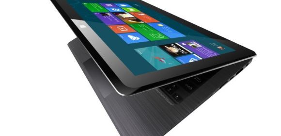 ASUS Taichi with Back-to-Back Displays Up for Pre-Order
