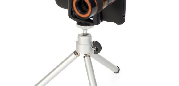 Add An 8X Zoom Lens to Your iPhone 4 with Eye Scope
