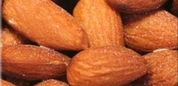 Almonds Very Beneficial in Weight Loss