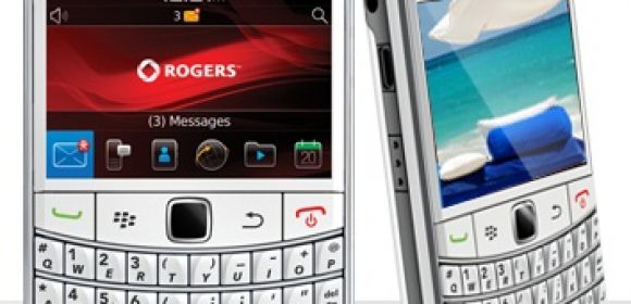Blackberry Bold 9780 White Available from Rogers