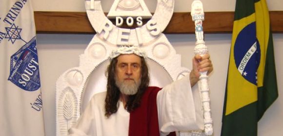Brazilian Preacher Claiming He Is the Reincarnation of Jesus Attracts Hundreds