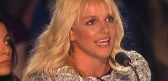 Britney Spears Wore Earplugs During X Factor Live Show