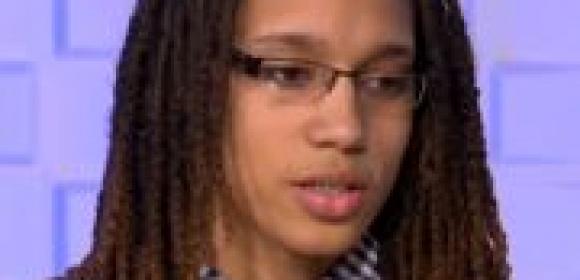 Brittney Griner Comes Out as Gay – Video