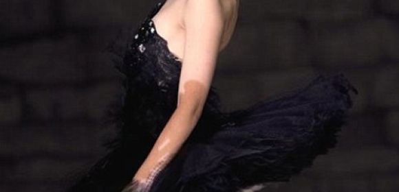 Buzz Says Natalie Portman’s ‘Black Swan’ Is Next Oscar Contender