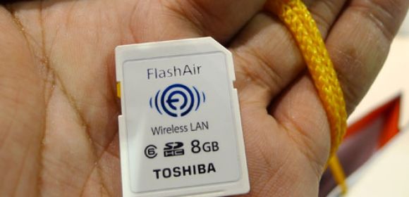 CES 2012: Toshiba FlashAir Is the First SD Card to Feature Wireless LAN