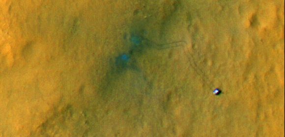 Curiosity's Martian Tracks Spotted from Orbit