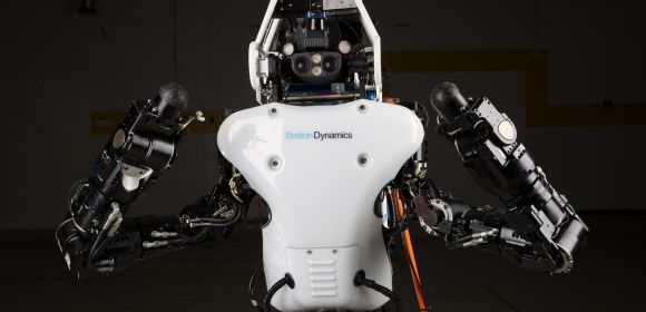 DARPA Atlas Robot Sheds Its Cables, Runs Free – Video