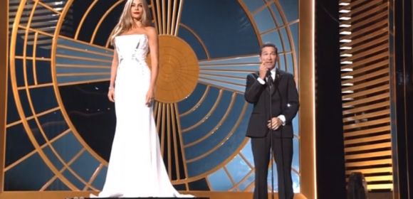 Emmys 2014: Academy Criticized for Objectifying Sofia Vergara with Turntable Skit – Video