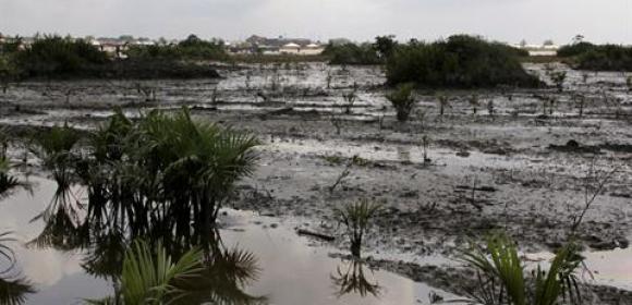 Exxon Spill in Nigeria Spreads over 20 Miles (32.18 Kilometers)