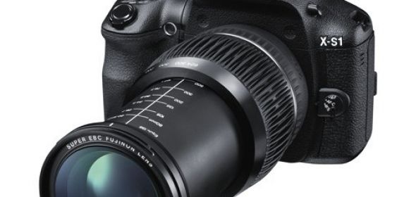 Fujifilm’s DSLR-Like X-S1 Super-Zoom Arrives in the US for $799.95 (€619)
